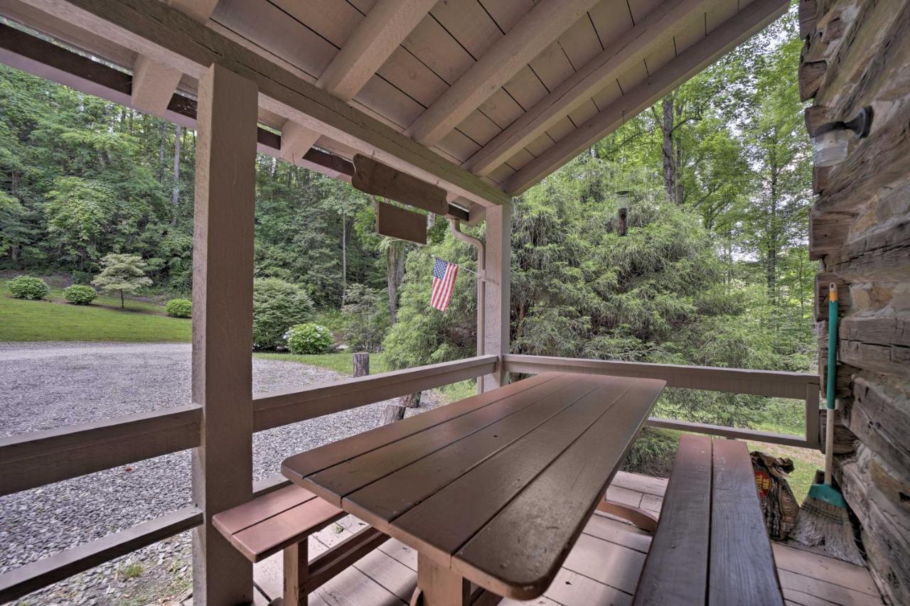 Historic Cabin Grill And Hiking Trail Access! 布赖森城 外观 照片